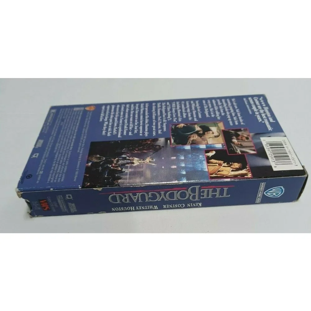 The Bodyguard VHS Tape (1993)